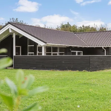 Feriehus Awesome In With Sauna Hemmet