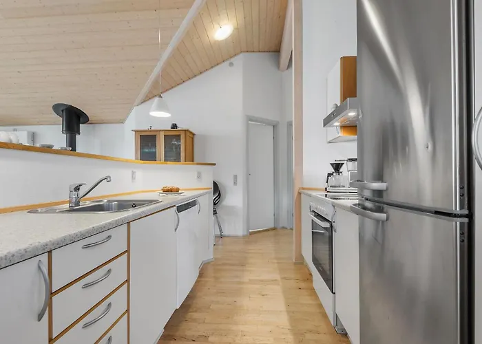 Feriehus Awesome In With Sauna